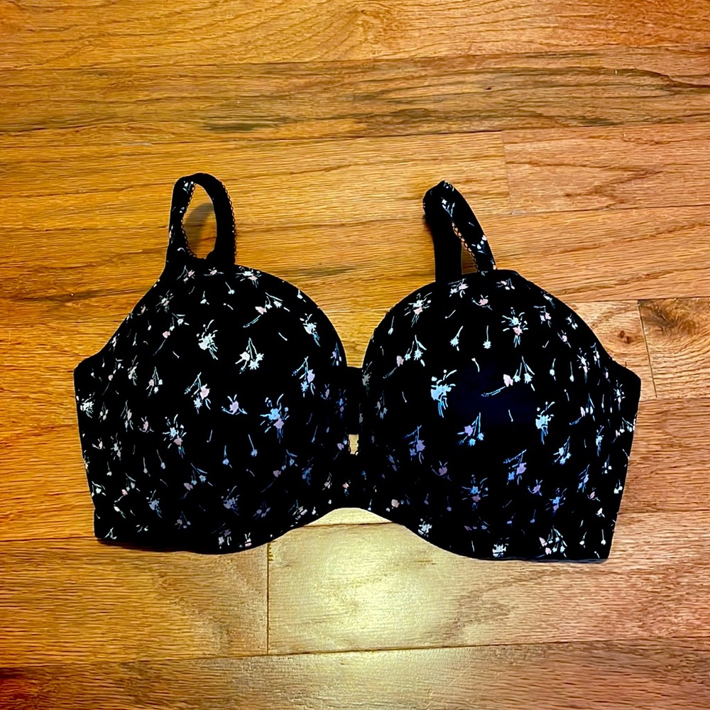 Victoria Secret Push Up Bra 38 DD